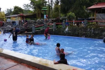 Kolam Air Panas Ciwidey Bandung