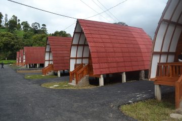 Dusun Strawberry Walini Ciwidey, Wisata Agro Edukasi yang Mengasyikkan