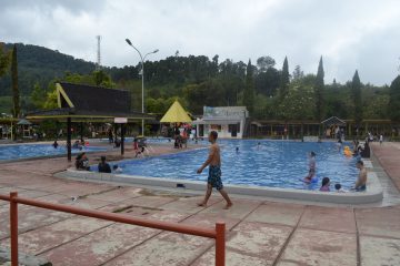 Tiket masuk kolam renang Ciwalini,Ciwidey Viral Super Murah!